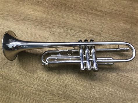 Getzen Trumpet 300 Series - lasopaflowers