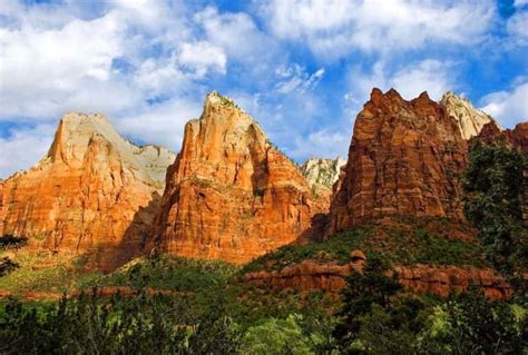 13 Best Stops on Scenic Drive in Zion National Park (Useful Maps ...