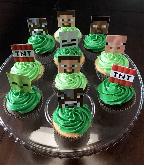 Minecraft cupcakes | Minecraft party, Cupcake birthday party, Minecraft ...