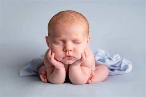 14 Newborn Photography Ideas for Your Little Ones