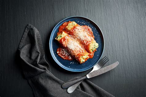 Baked Manicotti - Amtrak Media