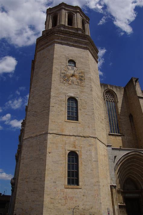 Girona Cathedral (Girona, 11th century-13th century) | Structurae