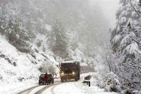 Jammu and Kashmir: Srinagar receives first snowfall of season