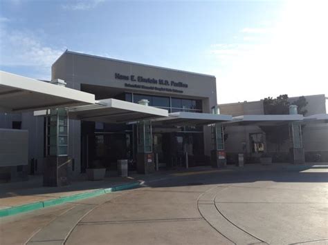 BAKERSFIELD MEMORIAL HOSPITAL - Updated February 2025 - 56 Photos & 177 ...