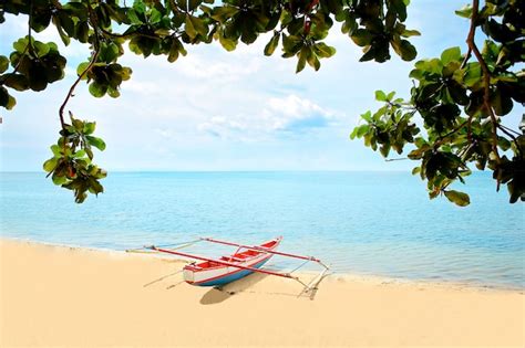 Premium Photo | Summer beach at alinda beach, sorong. west papua, indonesia