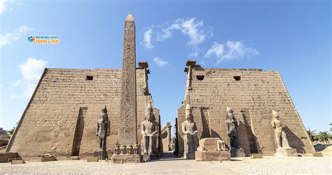 Obelisks of Pharaohs | Facts and history Egyptian obelisks outside