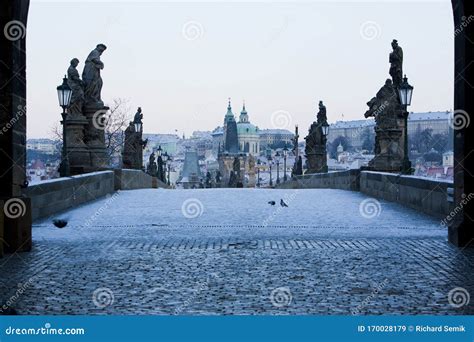 Charles Bridge in Winter, Prague, Czech Republic Stock Image - Image of ...