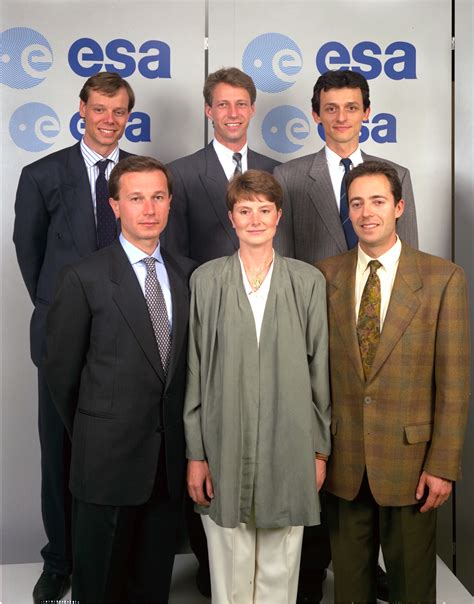 Space in Images - 2003 - 07 - Six new ESA astronauts were selected in 1992