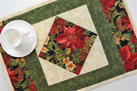 Christmas Quilted Placemats - Set of 4 | Place mats quilted, Quilted ...