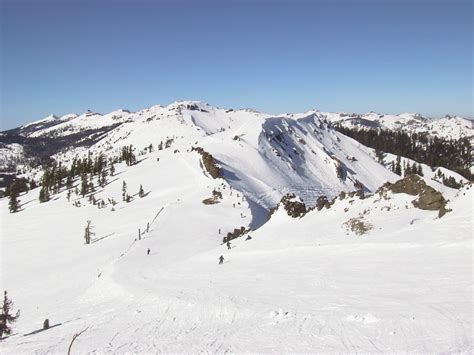 Alpine Meadows, California - Ski North America's Top 100 Resorts