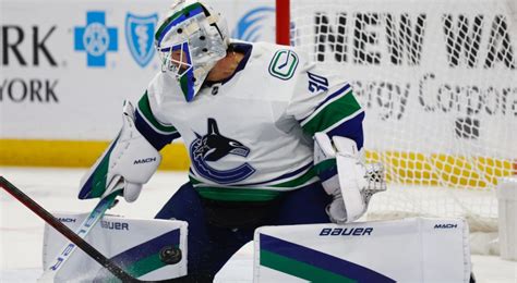 Canucks place goaltender Spencer Martin on waivers