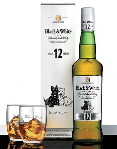 BLACK & WHITE BLENDED SCOTCH WHISKY (750 ml)