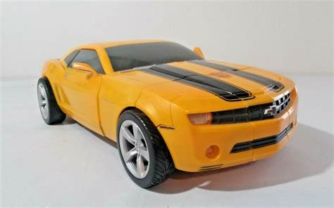 Megan Fox Autographed Transformers Bumblebee 2010 Camaro 1:18 Scale Die ...