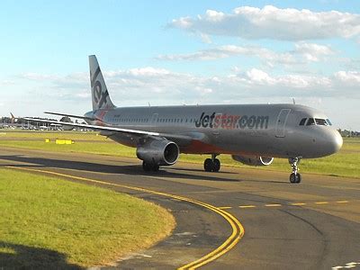 Jetstar Reviews - Overview - Pictures & reviews of Jetstar flights