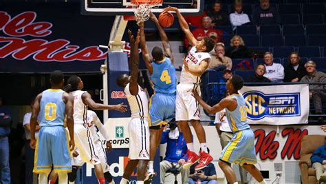 Ole Miss basketball to play a November throwback game at the 'Tad Pad'