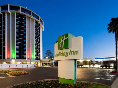 Long Beach, CA Hotel near Airport | Holiday Inn Long Beach Airport