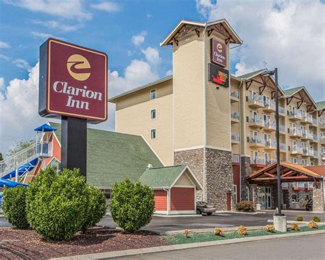 Clarion Hotel Pigeon Forge, TN - See Discounts