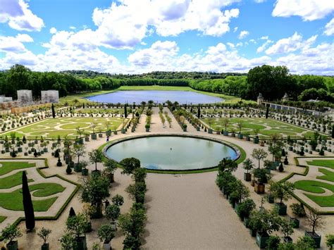 Chateau des Amerois, Belgium. Anyone have any more information on this ...