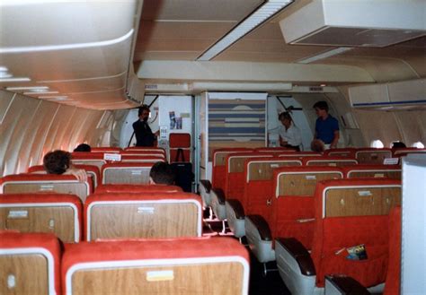 Pan Am DC-10 Cabin | Vintage airlines, Aircraft interiors, Airline ...