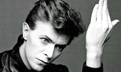 “Heroes”: Why David Bowie’s Genre-Defying Album Beats Them Forever