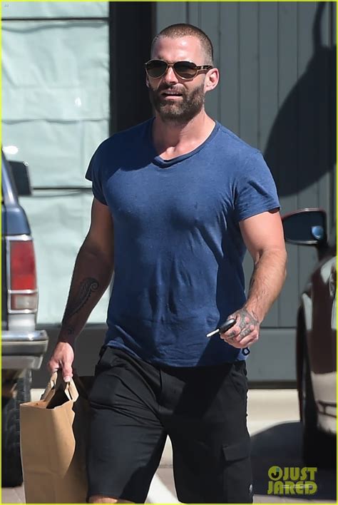 Seann William Scott Steps Out in a Muscle Tee: Photo 3485846 | Seann ...