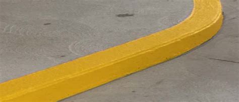 The gallery for --> Yellow Painted Curb