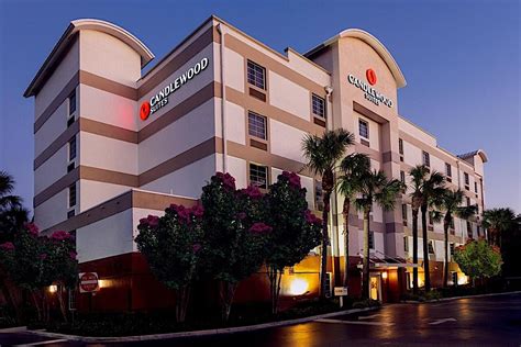 The Top Hotels Near Fort Lauderdale Airport for Comfort and Convenience