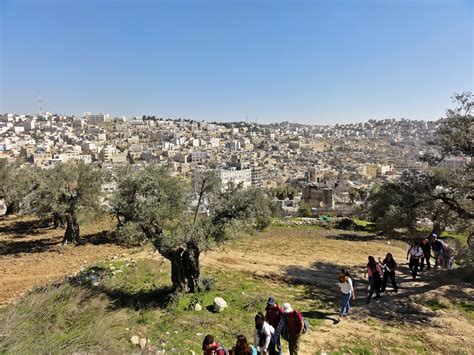 Holy city of Hebron - BibleWalks 500+ sites