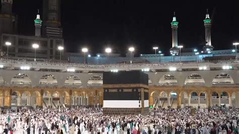 Hajj: Timelapse of Muslim pilgrims circling Kaaba in Mecca | World News ...