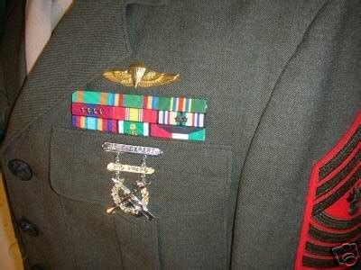 US Marine Corps Master Gunnery Sergeant Uniform | #24736213