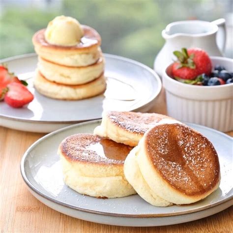 Souffle Pancakes | Foodtalk