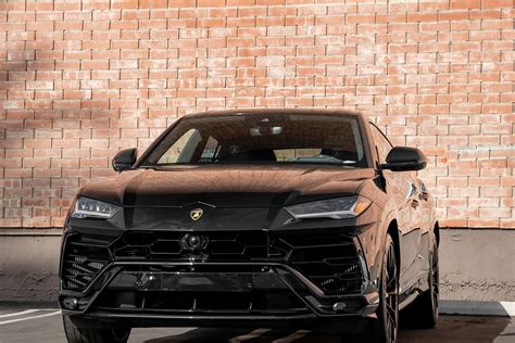 Lamborghini Urus Black - Premier Auto Boston