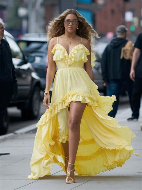 15 Beyoncé-Inspired Outfit Ideas That'll Make You Feel Like a True ...