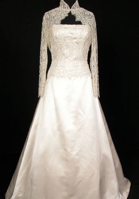 symhelecour: princess diana wedding dress train length