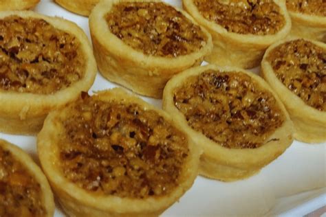 Pecan Tarts - THE RECIPE BOWL