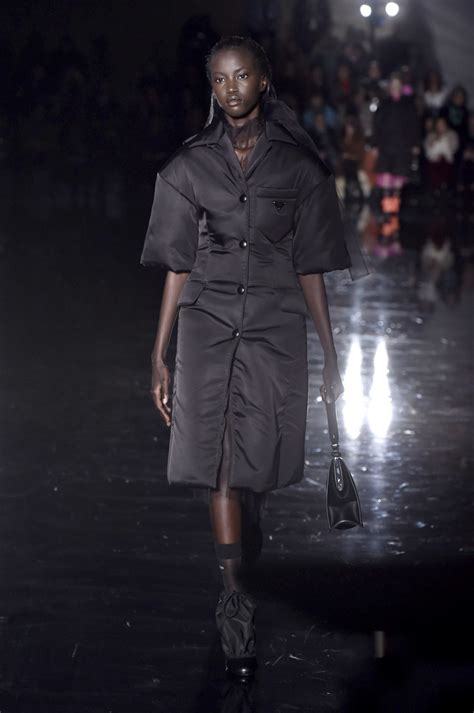 Must Read: Why Darker-Skinned Black Models Had a Greater Runway ...