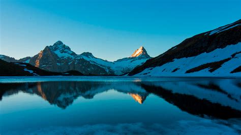 Bachalpsee Lake Reflections in Switzerland Wallpapers | HD Wallpapers ...