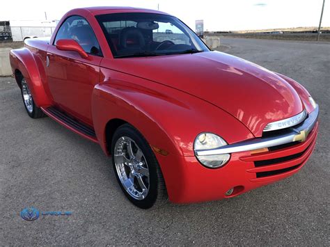 2004 Chevrolet SSR **Hardtop Convertible** Beautiful condition ...