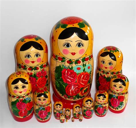 GIANT Semenov Red 10set Babushka Giant Babushka Matryoshka Nesting Doll ...