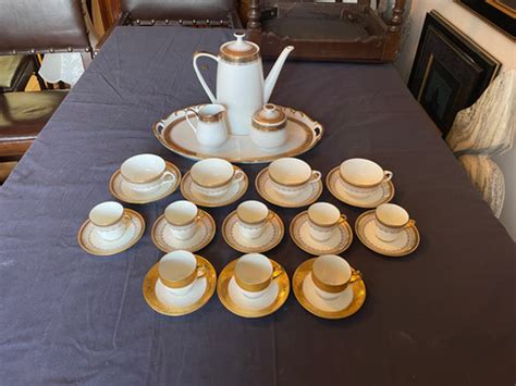 Lot 9 - Vintage Tea Set (22kt. Gold Trim) | Castle Content Sales