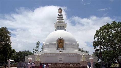 Rajgir Travel Guide - Rajgir Tourism - History, Fact, Tourist Destinations