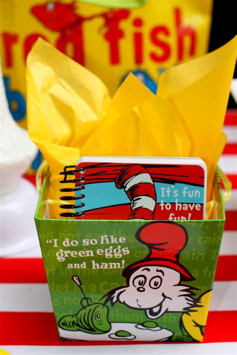 Dr. Seuss Birthday Party Favors | Dr. Seuss-Themed Birthday Party Ideas ...