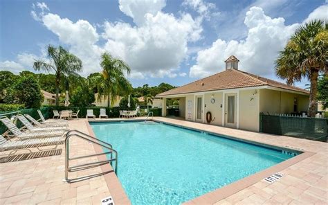 313 Auburn Woods Cir, Venice, FL 34292 - realtor.com®