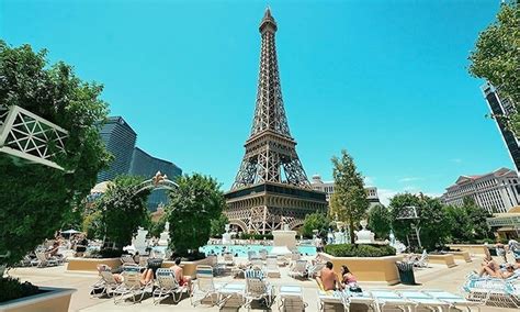 Paris Las Vegas Pool | Southwest Explorers