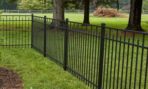 27 Awesome Metal Fence Ideas to Get Inspired in 2023