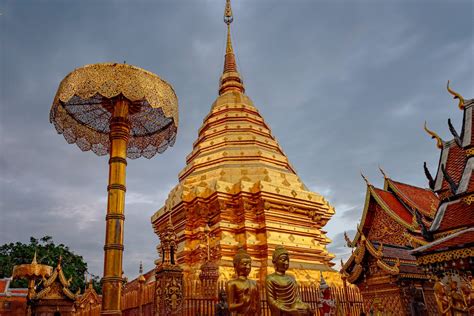 Golden Temple Building · Free Stock Photo