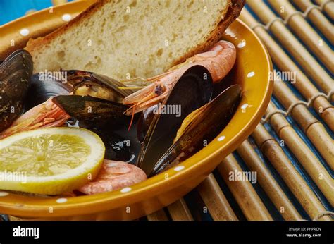 San Francisco-Style Cioppino Stock Photo - Alamy