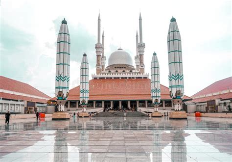 Masjid Agung Jawa Tengah stock photo. Image of mosques - 206634492