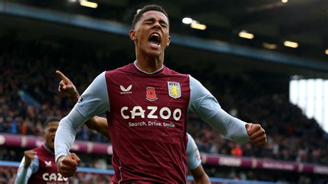 Aston Villa 3 - 1 Man Utd - Match Report & Highlights