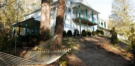 Buckhorn Inn | National Park Reservations